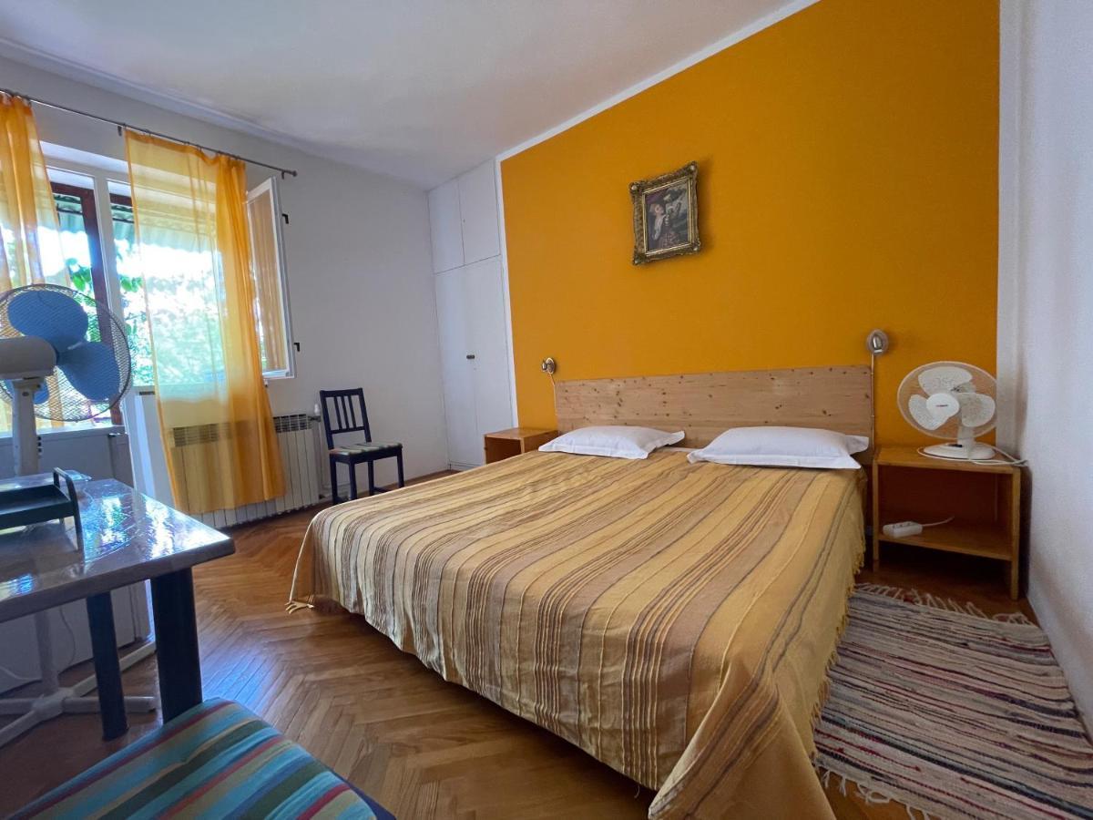 Hvar Guesthouse - Double Bedroom With Private Bathroom Jelsa  Εξωτερικό φωτογραφία