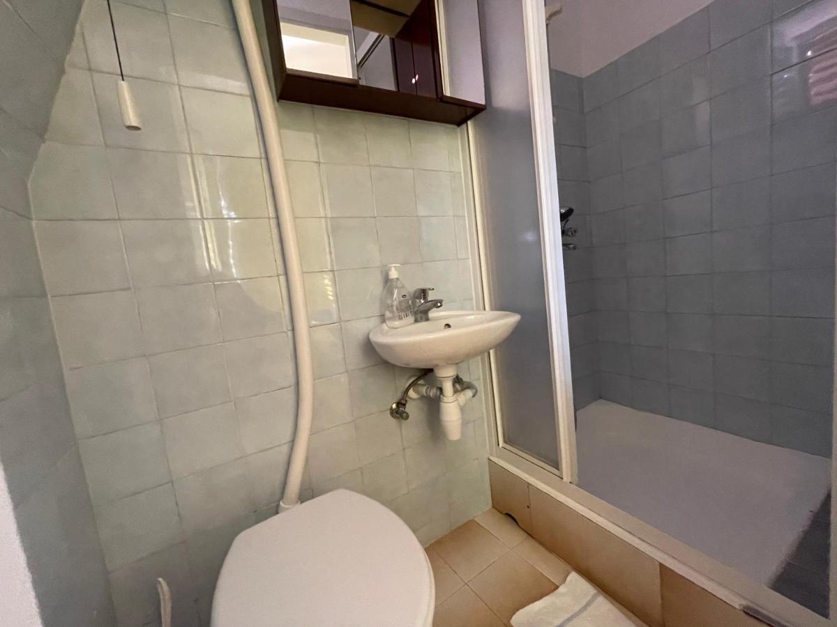 Hvar Guesthouse - Double Bedroom With Private Bathroom Jelsa  Εξωτερικό φωτογραφία