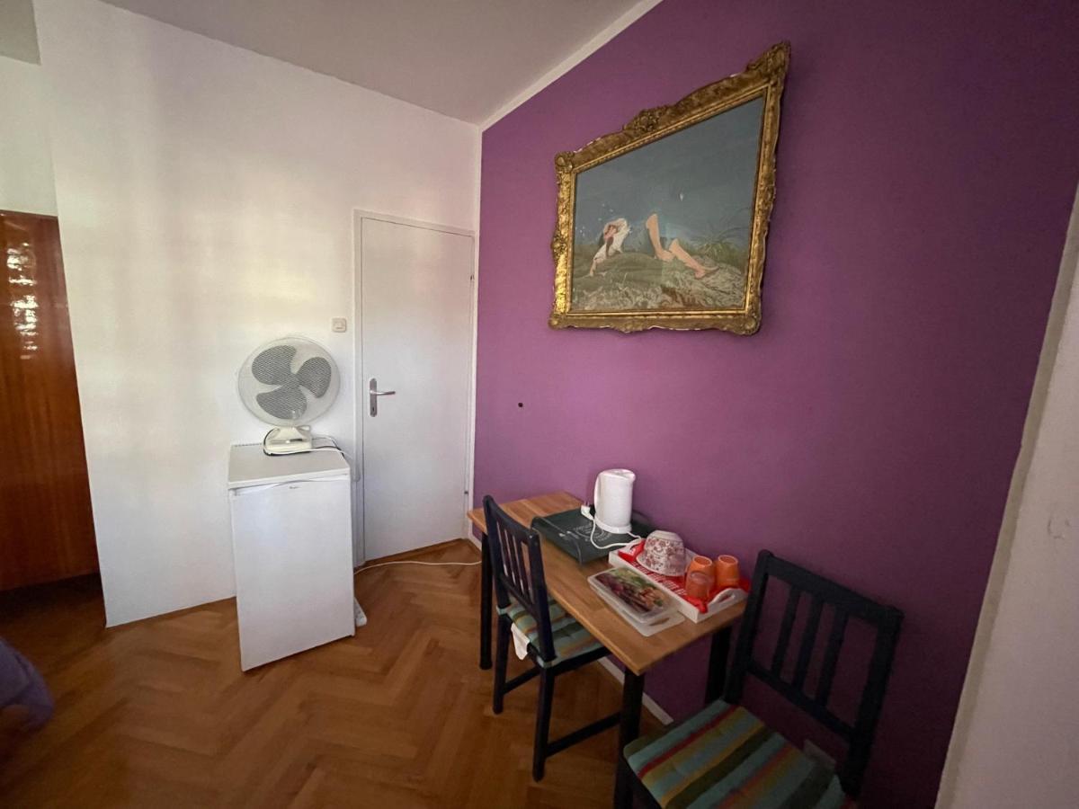 Hvar Guesthouse - Double Bedroom With Private Bathroom Jelsa  Εξωτερικό φωτογραφία