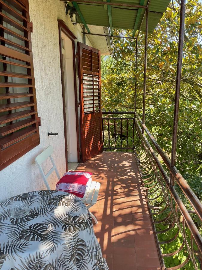 Hvar Guesthouse - Double Bedroom With Private Bathroom Jelsa  Εξωτερικό φωτογραφία